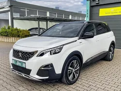 Weiß Gebraucht 2017 Peugeot 5008 Allure GT-Line Van / Kleinbus | 22.620 € (Teuer)