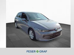 Mondsteingrau Gebraucht 2024 VW Golf VIII Edition Limousine | 30.450 € (Fairer Preis)