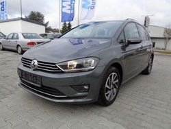 Grau Gebraucht 2017 VW Golf Sportsvan Sound Van / Kleinbus | 10.999 € (Fairer Preis)