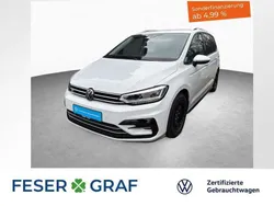 Pure white Gebraucht 2024 VW Touran Move Van / Kleinbus | 36.440 € (Guter Preis)