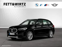Schwarz uni Gebraucht 2022 BMW X1 Sport Line SUV | 25.490 € (Fairer Preis)