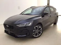 Schwarz Gebraucht 2024 Ford Focus ST-Line X Limousine | 26.980 € (Fairer Preis)