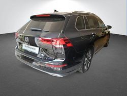 Schwarz Gebraucht 2024 VW Golf VIII IQ Drive Limousine | 32.780 € (Teuer)