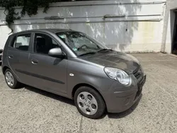 Schwarz Gebraucht 2010 Kia Picanto Attract Kleinwagen | 2.490 € (Fairer Preis)