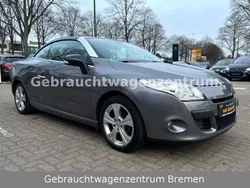Grau Gebraucht 2011 Renault Mégane Cabriolet Dynamique Cabrio | 3.990 € (Guter Preis)