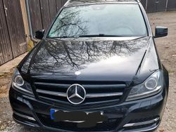 Schwarz Gebraucht 2013 Mercedes C220 Avantgarde Kombi | 11.599 € (Etwas zu teuer)