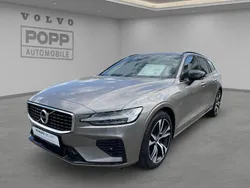 Pebble grey / metallic Gebraucht 2020 Volvo V60 R-Design Kombi | 28.950 € (Etwas zu teuer)