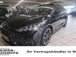Schwarz Gebraucht 2018 Ford Focus ST-Line Kombi | 14.490 € (Fairer Preis)