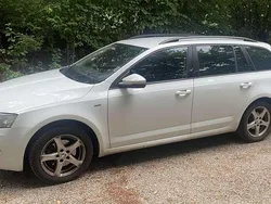 Weiß Gebraucht 2016 Skoda Octavia Joy Kombi | 6.900 € (Fairer Preis)