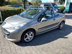 Grau Gebraucht 2009 Peugeot 207 CC Filou Cabrio | 2.999 € (Guter Preis)