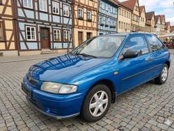 Blau Gebraucht 2000 Mazda 323 Coupé | 1.200 €