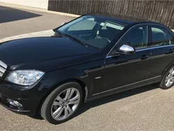 Schwarz Gebraucht 2008 Mercedes C220 Avantgarde Limousine | 10.900 €