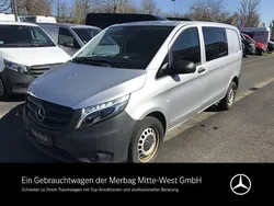 Brillantsilber Gebraucht 2020 Mercedes Vito Van / Kleinbus | 33.915 € (Fairer Preis)