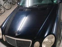 Blau Gebraucht 2025 Mercedes E270 Kombi | 2.750 €