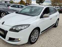 Weiß Gebraucht 2011 Renault Mégane GT Line Dynamique Limousine | 4.000 € (Fairer Preis)