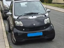 Schwarz Gebraucht 2002 Smart ForTwo Cabrio Pure Cabrio | 900 € (Superpreis)