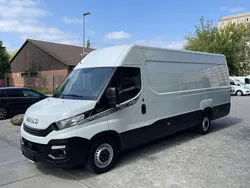 Weiß Gebraucht 2018 Iveco Daily Van / Kleinbus | 13.900 € (Superpreis)