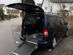 Blau Gebraucht 2011 VW Caddy Van / Kleinbus | 21.400 €