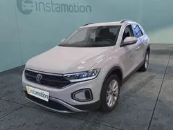 Grau Gebraucht 2023 VW T-Roc Life SUV | 26.501 € (Fairer Preis)
