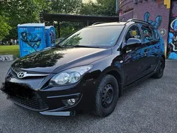 Schwarz Gebraucht 2011 Hyundai i30 Kombi | 3.600 € (Fairer Preis)