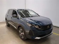 Blau Gebraucht 2022 Peugeot 5008 Allure Van / Kleinbus | 20.825 € (Guter Preis)