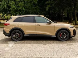 Gold Gebraucht 2025 Audi Q5 SUV | 67.000 € (Superpreis)