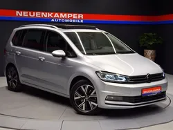 Silber Gebraucht 2023 VW Touran Comfortline Van / Kleinbus | 34.890 € (Teuer)