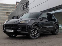 Chromitschwarzmetallic Gebraucht 2024 Porsche Cayenne SUV | 114.900 €