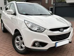Weiß Gebraucht 2013 Hyundai ix35 Edition SUV | 8.900 € (Guter Preis)