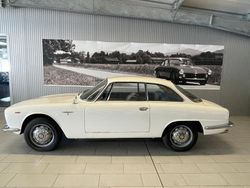Weiß Gebraucht 1961 Alfa Romeo 2000 Sprint Coupé | 23.900 €