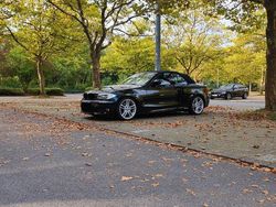 Schwarz Gebraucht 2011 BMW 123 Cabriolet M Sport Cabrio | 11.145 € (Fairer Preis)