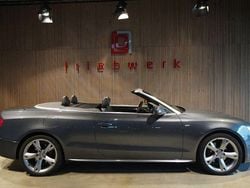 Grau Gebraucht 2014 Audi A5 Cabriolet S-Line Cabrio | 19.441 € (Fairer Preis)