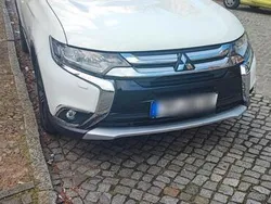 Weiß Gebraucht 2017 Mitsubishi Outlander SUV | 13.200 €