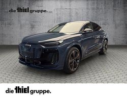 Blau Neu 2026 Audi Q6 Sportback e-tron Performance SUV | 82.000 € (Fairer Preis)