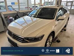 Weiß Gebraucht 2020 VW Passat Business Kombi | 26.299 € (Etwas zu teuer)