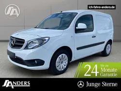 Weiß Gebraucht 2021 Mercedes Citan 111 Van / Kleinbus | 12.483 € (Superpreis)
