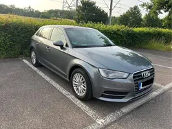 Grau Gebraucht 2015 Audi A3 Sportback Ambiente Limousine | 10.400 € (Superpreis)