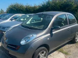 Grau Gebraucht 2003 Nissan Micra Kleinwagen | 400 € (Superpreis)