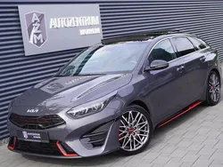 Grau Gebraucht 2023 Kia ProCeed Kleinwagen | 31.990 € (Etwas zu teuer)