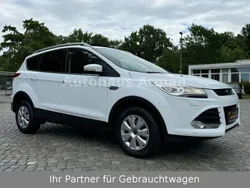 Weiß Gebraucht 2013 Ford Kuga Titanium SUV | 8.990 € (Fairer Preis)
