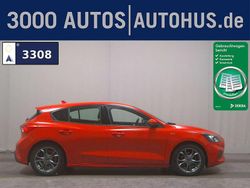 Rot Gebraucht 2019 Ford Focus ST-Line Limousine | 10.980 € (Guter Preis)