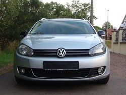 Silber Gebraucht 2011 VW Golf Style Kombi | 3.290 € (Superpreis)