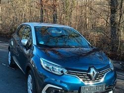 Blau Gebraucht 2017 Renault Captur Crossborder SUV | 10.680 € (Guter Preis)