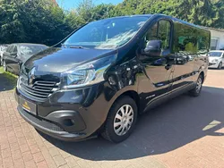 Schwarz Gebraucht 2017 Renault Trafic Expression Van | 13.990 € (Guter Preis)