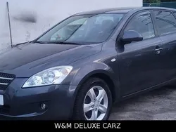 Grau Gebraucht 2009 Kia Ceed Spirit Limousine | 4.490 € (Fairer Preis)
