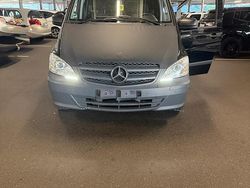 Schwarz Gebraucht 2011 Mercedes Vito Van / Kleinbus | 18.500 €
