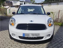 Weiß Gebraucht 2013 Mini Countryman SUV | 8.000 €
