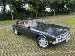 Grau Gebraucht 1994 Jaguar XJ40 Limousine | 12.500 €