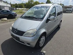 Silber Gebraucht 2004 Mercedes Vaneo Van / Kleinbus | 3.980 € (Etwas zu teuer)