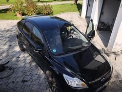 Schwarz Gebraucht 2009 Ford Focus Limousine | 3.500 € (Fairer Preis)
